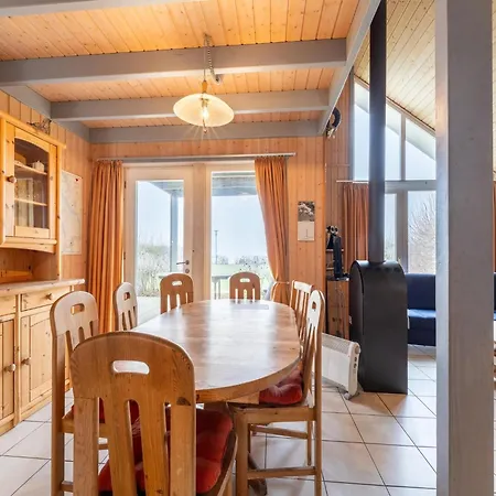 Skandinavisches In بيت للعطل